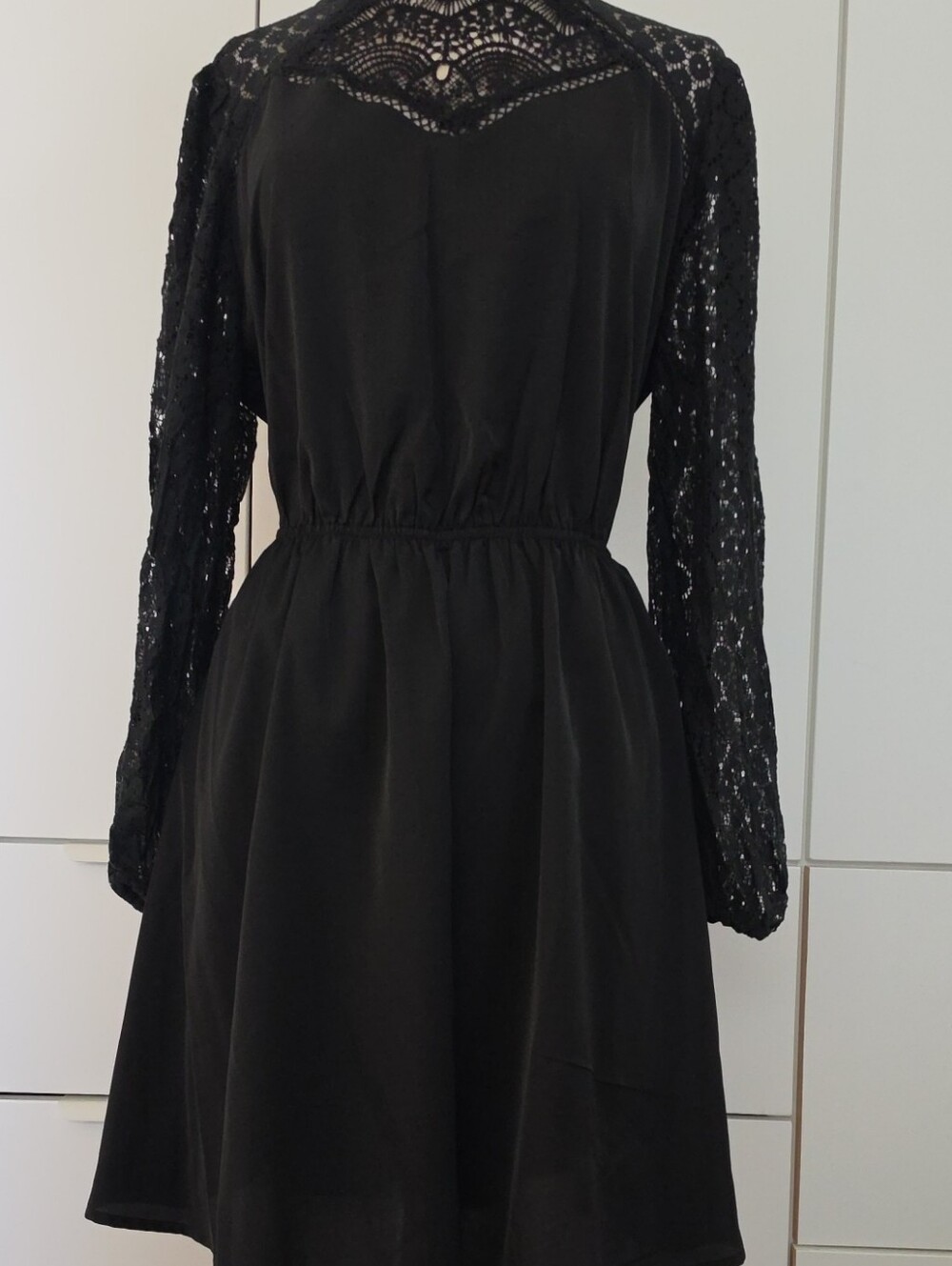 Cupshe Black Lace Long-Sleeve Fit & Flare Dress